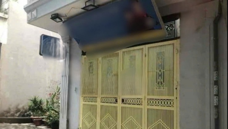 Cho thuê nhà ngõ Thái Thịnh , Đống Đa,  55m2 x 4 tầng Mặt tiền rộng, ngõ rộng ô tô đậu cửa